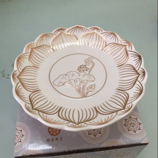 Đĩa bạch ngọc sen nổi đường kính 17cm
