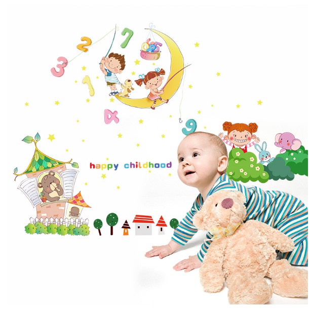 Decal trang trí tường Bé cưỡi Trăng Số Happy Childhood