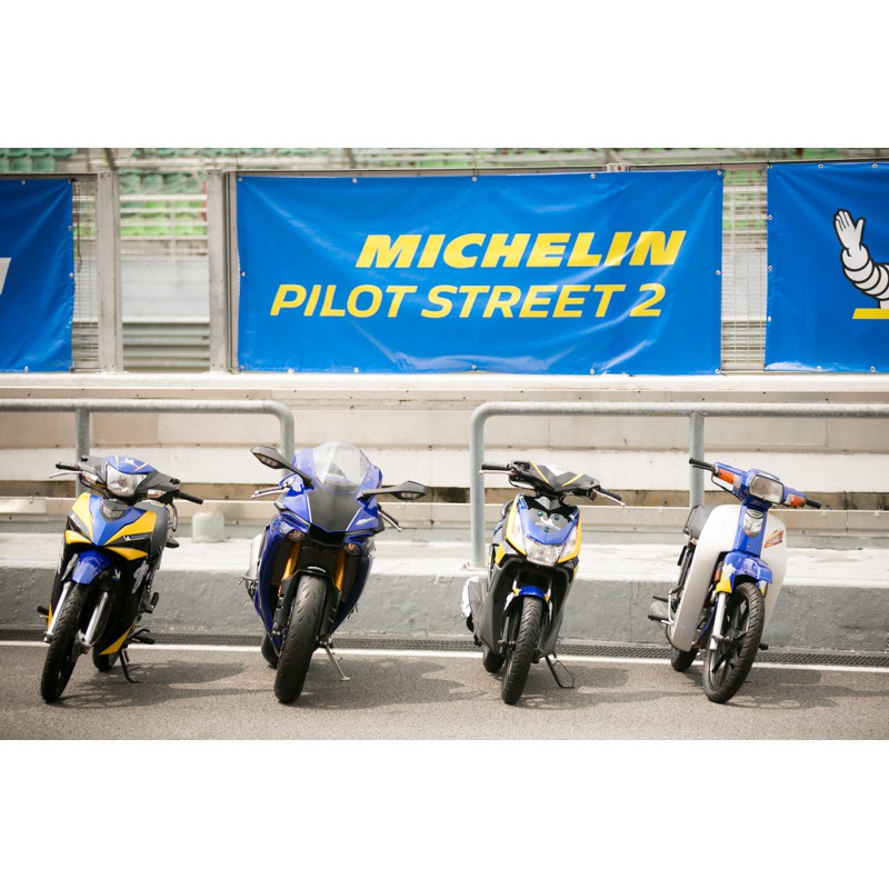 Lốp Michelin 110/70-17 MC 54S PILOT STREET 2 F TL