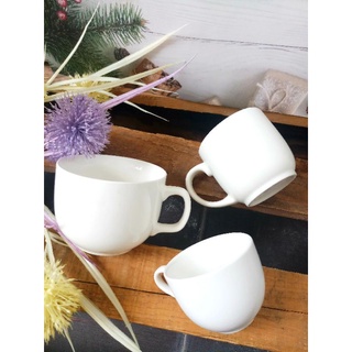 Tách trà sứ trắng