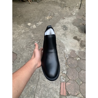 Chelsea Boots Nam mũi tròn