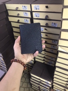 Vỏ hộ chiếu passport Lv siêu đẹp fullbox