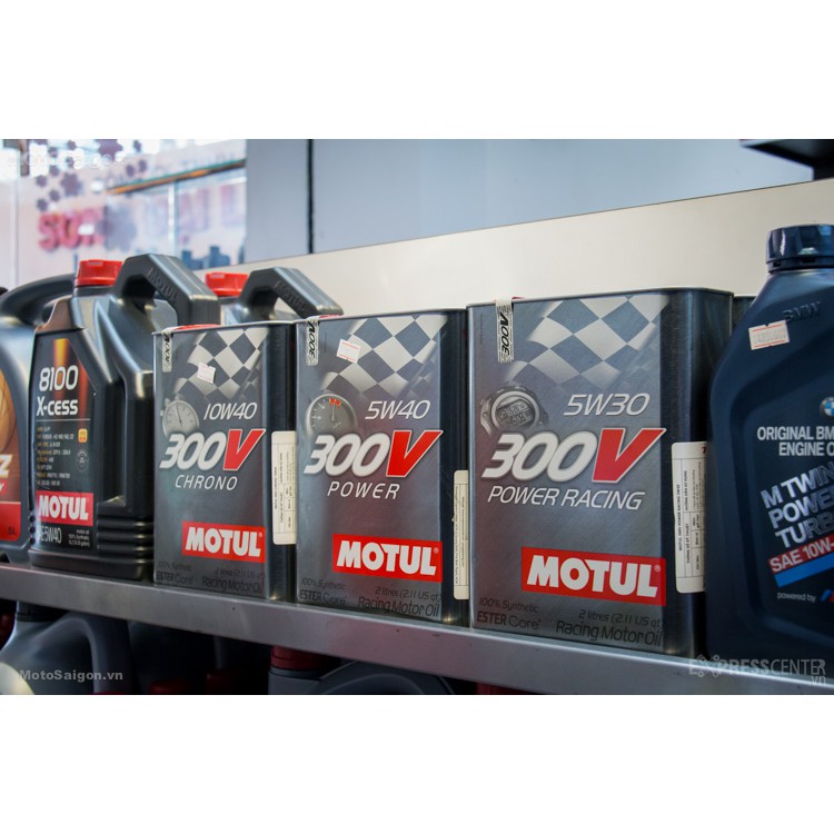 Dầu nhớt tổng hợp hàng đầu cao cấp xe tay ga Motul 300V Power Racing 5W-30 (motul racing) (800ml)