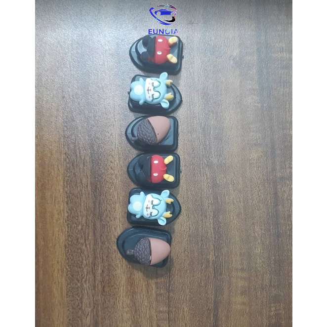 Móc Treo Đồ Mini Đa Năng, Móc Treo Đồ Trên Ô Tô, Nhân Vật Hoạt Hình Ngộ Nghĩnh - 1 Chiếc