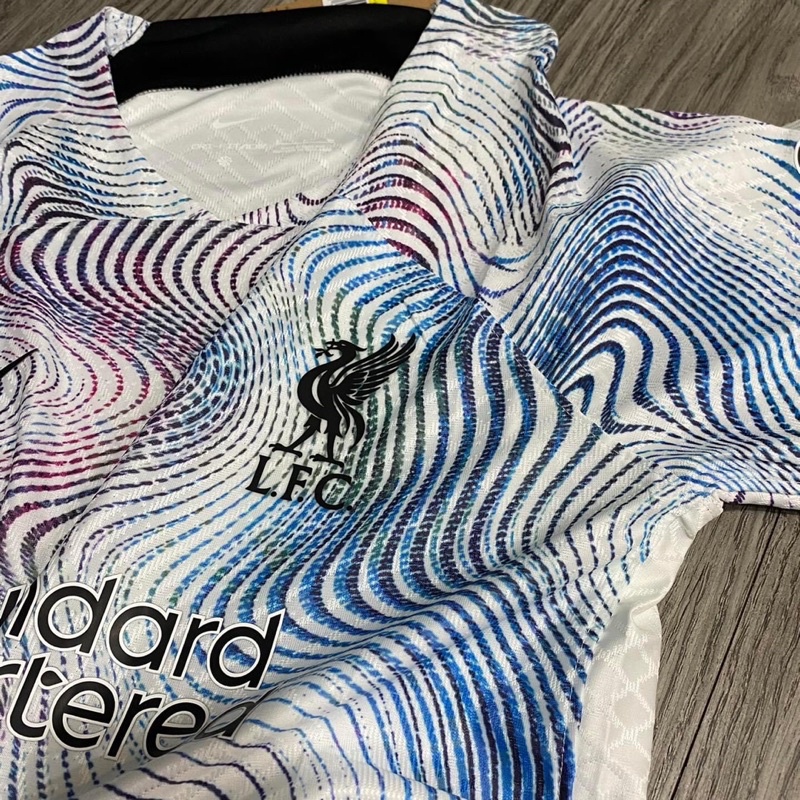 Áo Liverpool trắng sân khách 2022/2023, 2022/23 bản PLAYER Issue BODY fit cao cấp Thái Lan