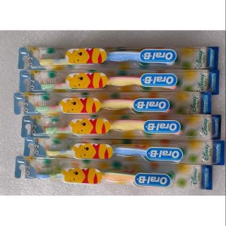 Bàn chải răng Oral - B cho bé từ 4 tháng đến 2 tuổi