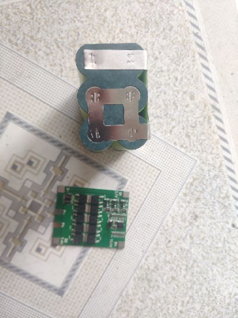 Khối pin 3S 4Ah 12,6V 6 cell lishen, mạch 3S30A