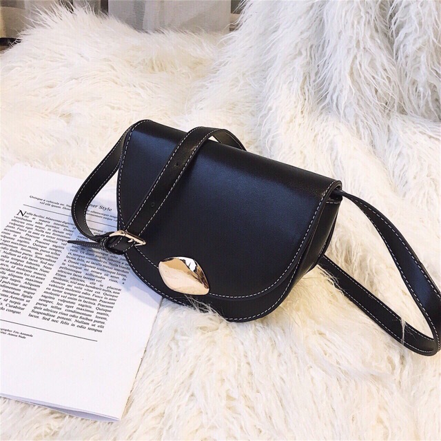 Túi đeo chéo size 20cm