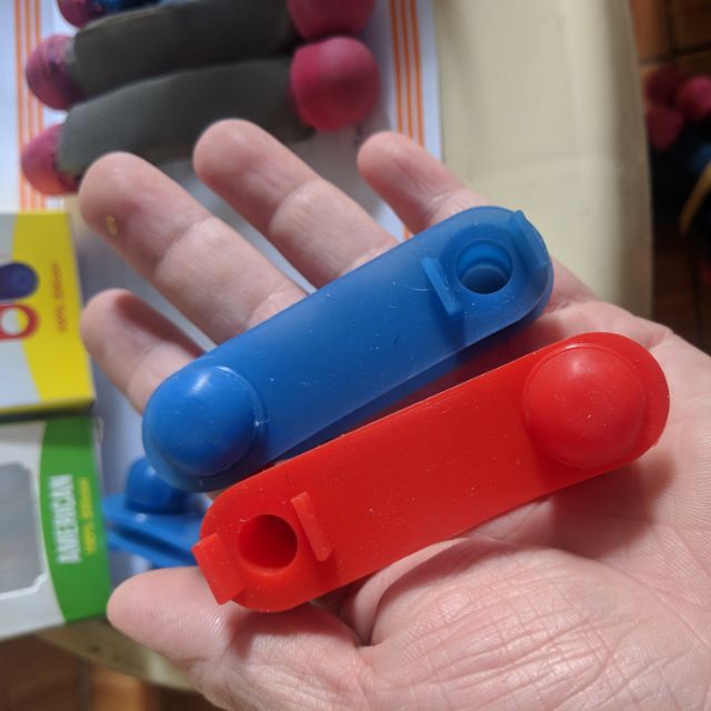 Bịt xổ cựa silicon gà tre ( 1 bộ 2 con gà )