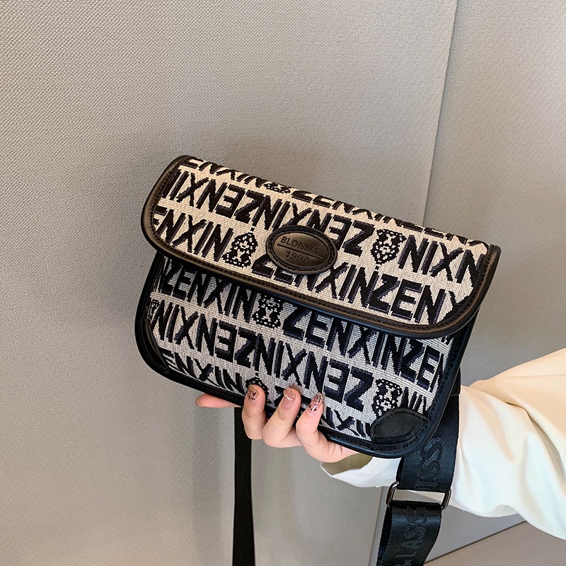 Túi Canvas Đeo Chéo Ngực Thêu Chữ Thời Trang Mới 2022 Cho Nữ