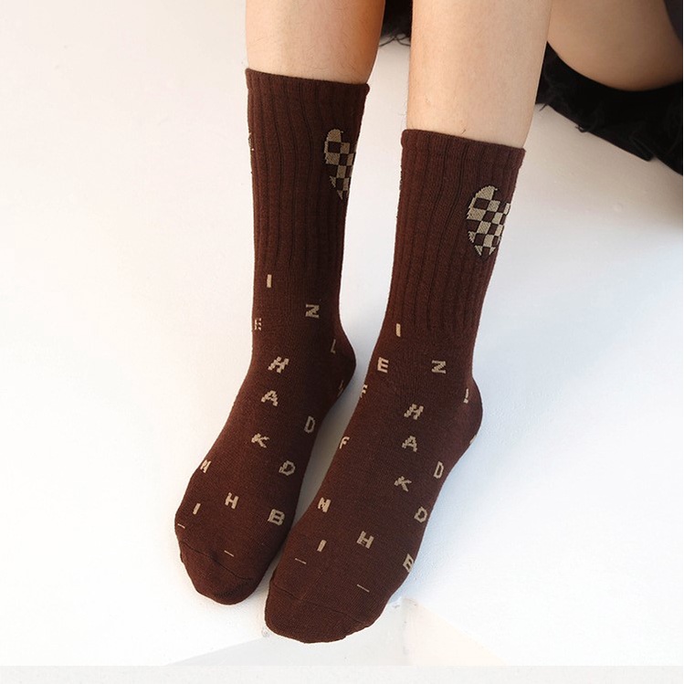 Tất nữ vớ nữ set 5 đôi cao cổ họa tiết trái tim phong cách trẻ trung năng động