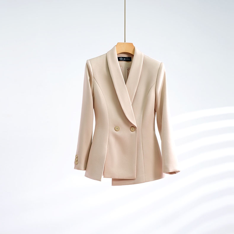 Set vest nữ màu be cổ sam lệch vạt Quynh Design AV089