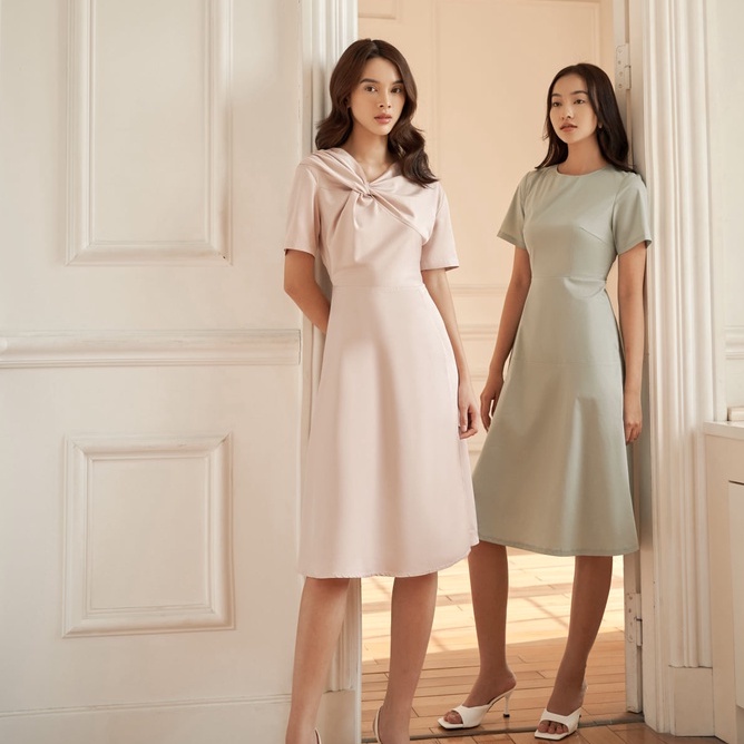 Nosbyn - Đầm Nữ Chi Tiết Xoắn Ngực