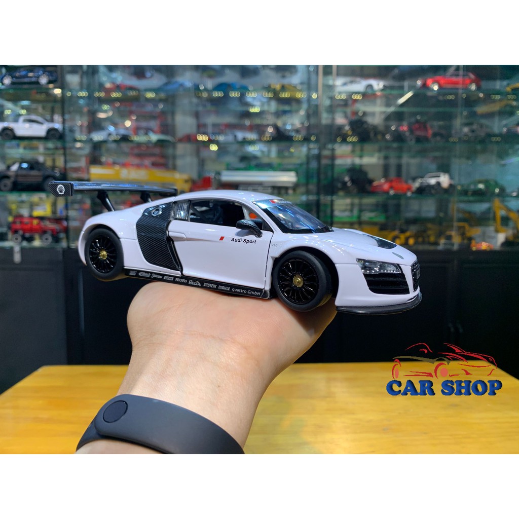 Mô hình xe AUDI R8 LMS tỉ lệ 1:24 của hãng RASTAR