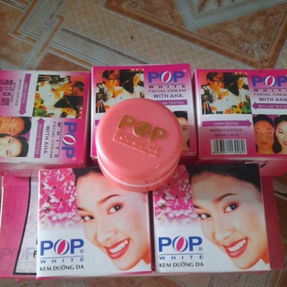 Kem pop dưỡng trắng da mặt.