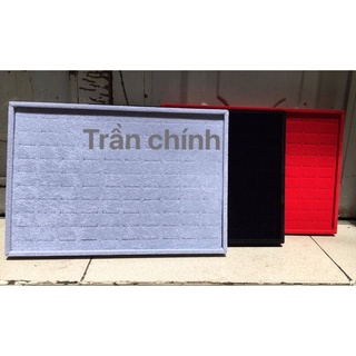 Khay nhung trưng được 100 chiếc nhẫn có 2 màu đen và xám,24x35cm