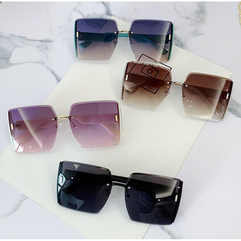 (KIQI-FASHION) COD Kính Mát Gọng Vuông Lớn Chống Tia Uv400 Thời Trang Cho Nam Và Nữ