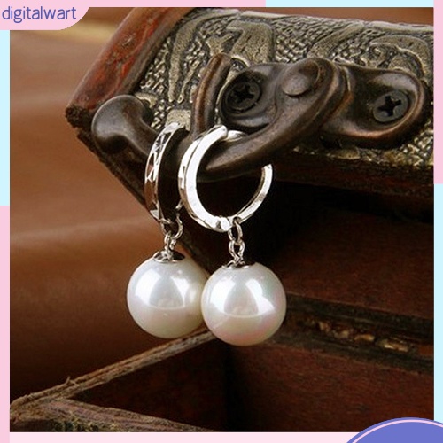 Đôi khuyên tai đính ngọc trai nhân tạo kiểu dáng thời trang