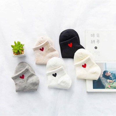 Vớ cotton hình trái tim xinh xắn dành cho nữ