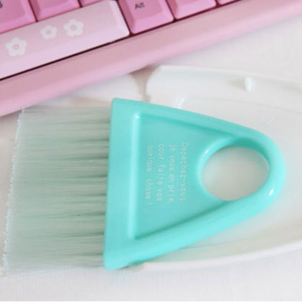 Chổi nhựa mini vệ sinh bụi bàn phím máy tính màu sắc ngẫu nhiên
