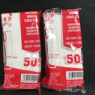1 BỊCH MUỖNG NHỰA 50 CÁI