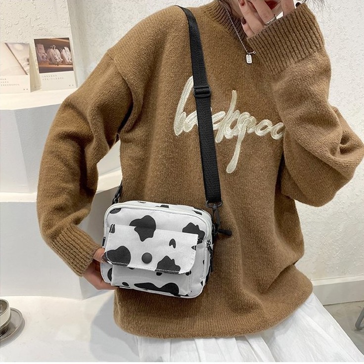 Túi Vải Thiết Kế Đeo Chéo Họa Tiết Bò Sữa Dễ Thương Dành Cho Nữ TN207 - CLOUDY FASHION