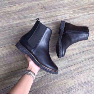 Bốt da bệt hàng Việt Nam xuất khẩu ( phom hơi rộng )