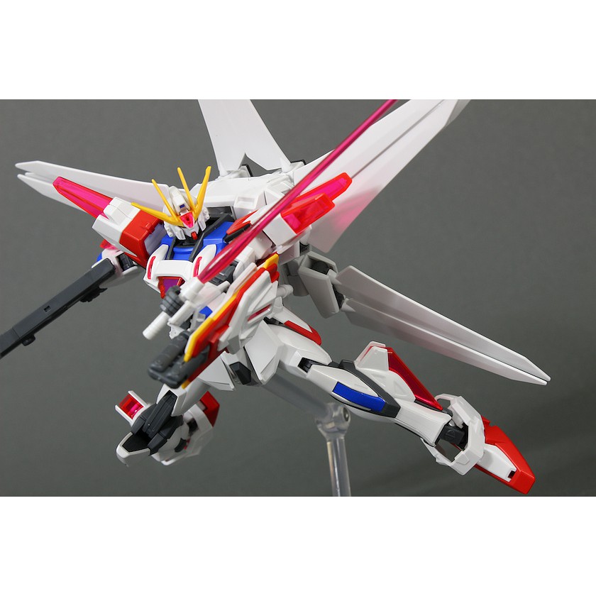 Mô hình lắp ráp HG BF 1/144 Build Strike Galaxy Cosmos Bandai