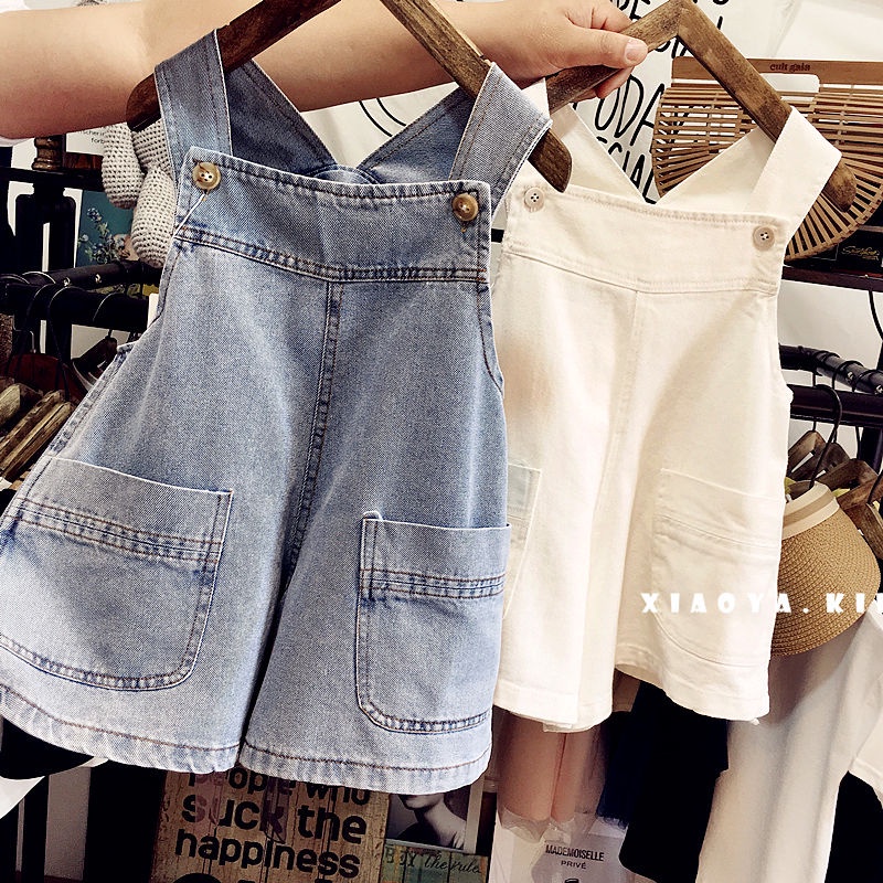 Quần yếm denim có túi lớn phong cách hè thời trang Hàn Quốc cho bé gái