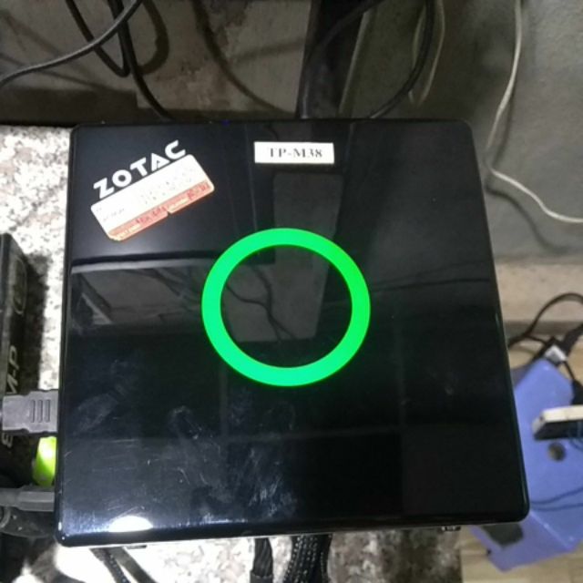 Máy tính Mini ZOTAC ZBox AD06