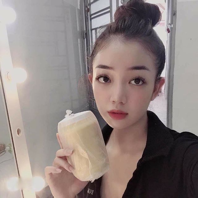 Sữa ong chúa tươi