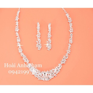 Trang sức phụ kiện cô dâu