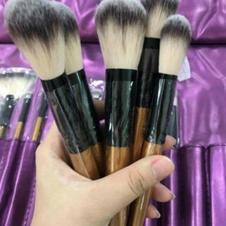 Bộ cọ 24 món