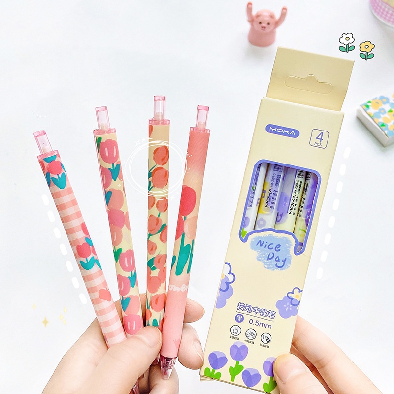 Set 4 Bút Bi Mực Đen Ngòi 0.5mm Họa Tiết Hoa Lãng Mạn