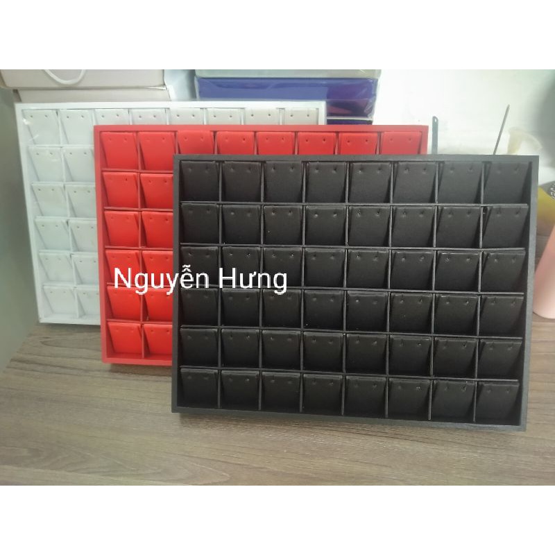 Khay trưng bông tai bằng da không nắp và có nắp kính