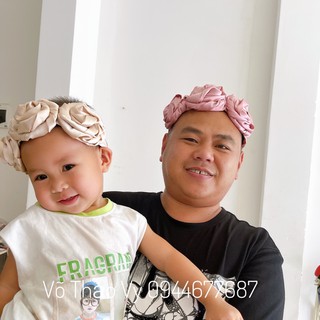Bờm tóc hoa hồng