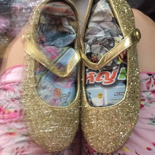 Giầy hậu đặng