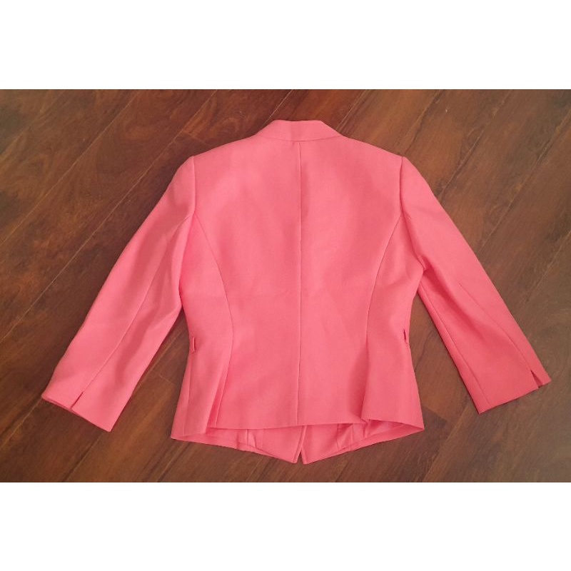 Áo khoác vest cam sữa Tahari