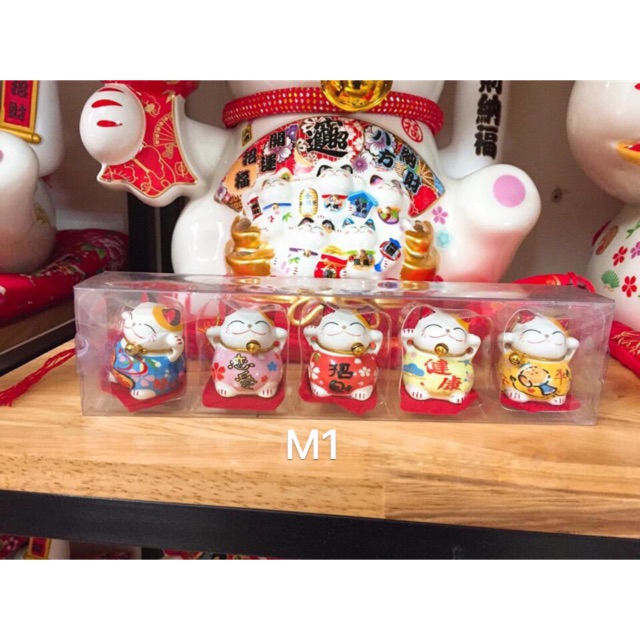 Sét 5 mèo thần tài thảm đỏ Ngũ phúc lâm môn | BigBuy360 - bigbuy360.vn