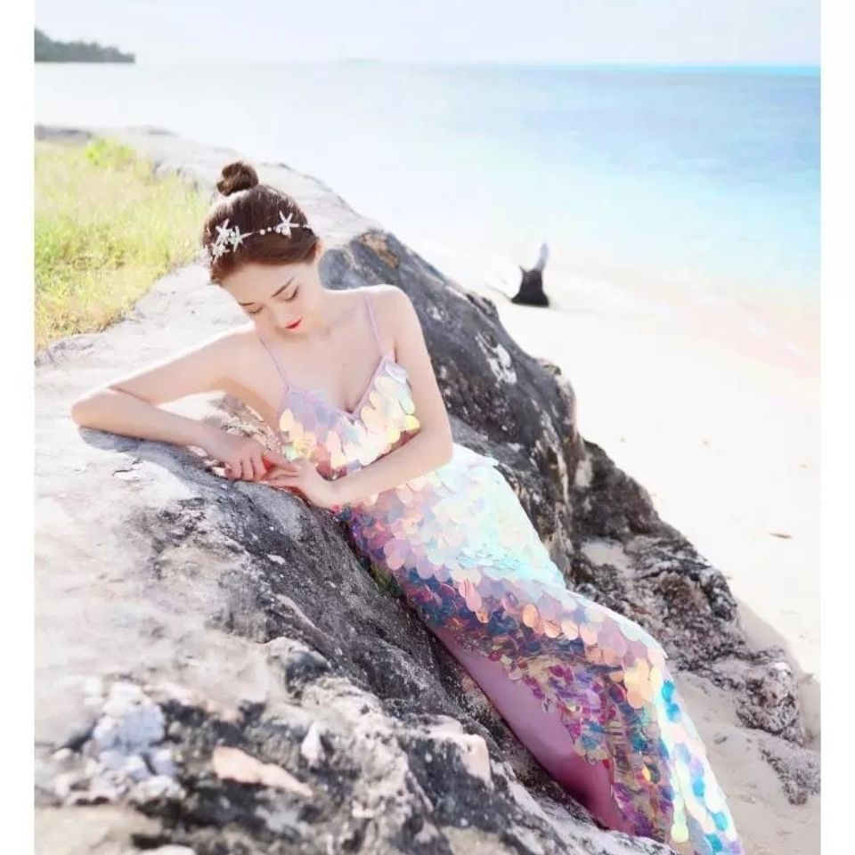 Đầm Dài Hai Dây Đính Kim Sa Lấp Lánh Dành Cho Nữ Đi Biển