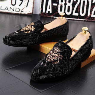 Giày lười nam S75011 - 10 đính đá thời trang của Red Stars