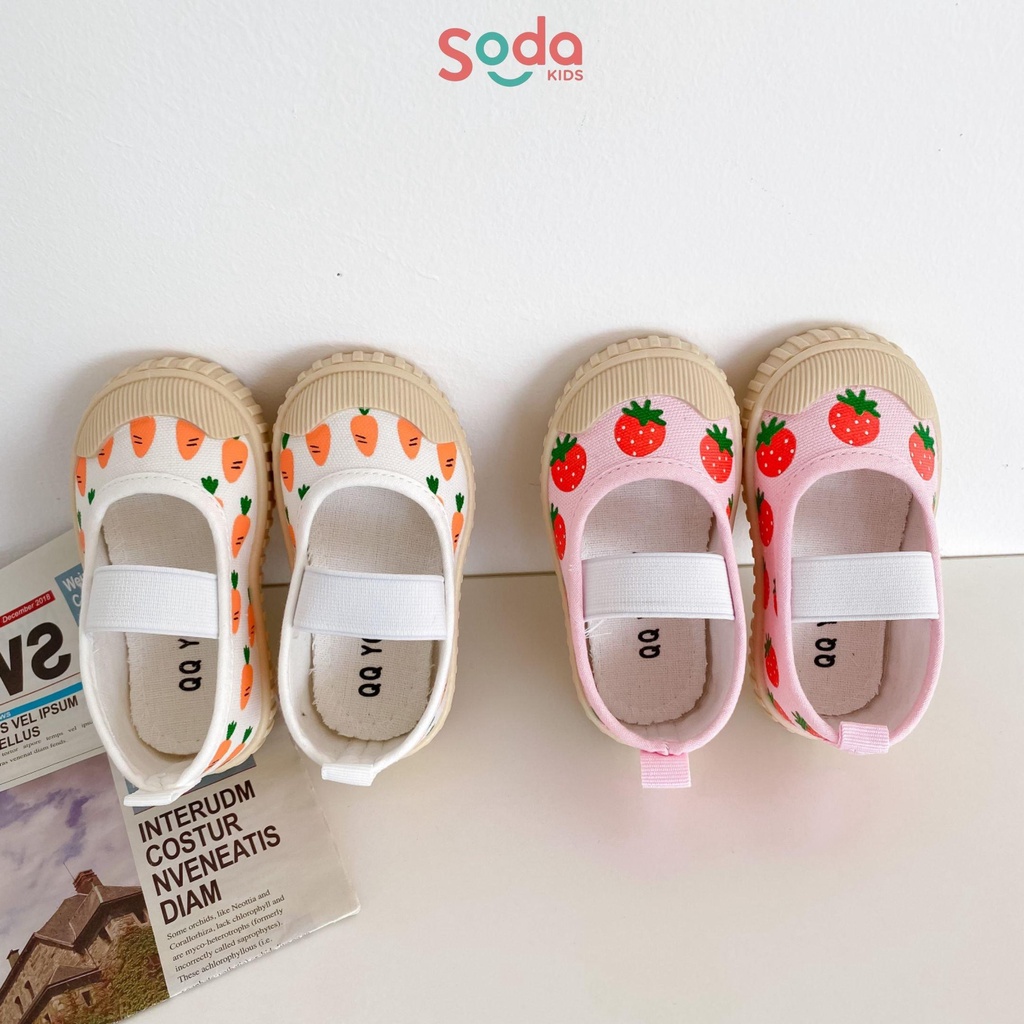 Giày lười cho bé SODA KIDS hình quả dâu, củ cà rốt