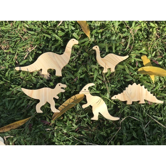 Set 5 khủng long gỗ dày 1.5cm