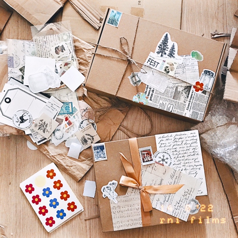 Dịch vụ gói quà bằng giấy nâu thắt dây thừng dùng tặng bạn bè để đồ dùng