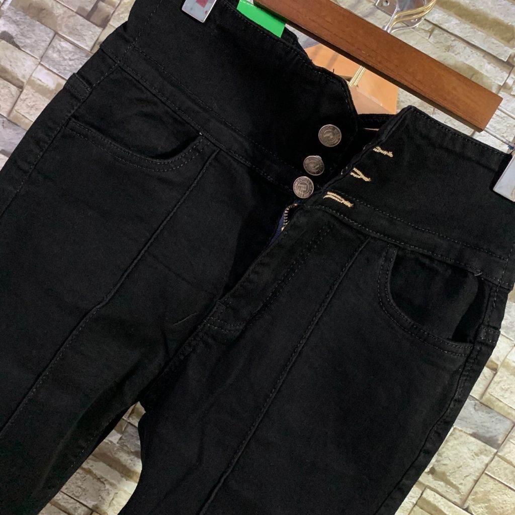 Quần jean nữ lưng cao ống ôm đứng không rách gối có quần ống loe . jeans co dãn 4 chiều nhiều mẫu mới.có bigsize. | WebRaoVat - webraovat.net.vn