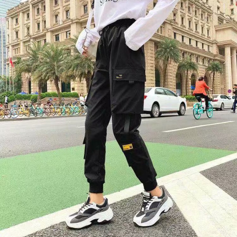 Quần dài IELGY lưng cao dáng rộng màu đen phong cách thể thao năng động thời trang dành cho nữ