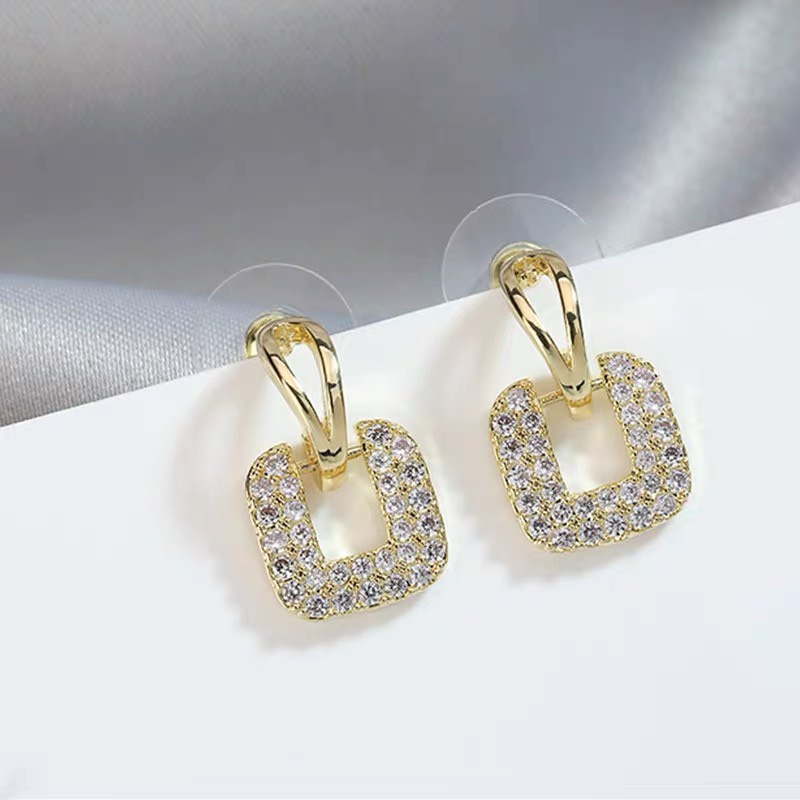 Bông tai nữ đính đá lấp lánh phong cách Hàn Quốc