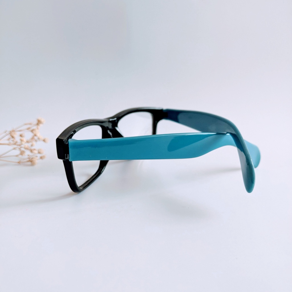 Gọng kính không tròng dáng mắt vuông càng kính to thời trang