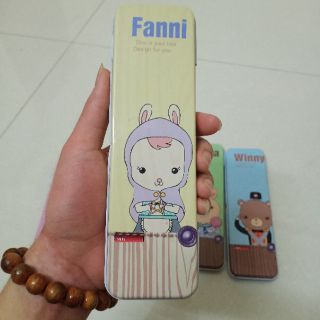 Hộp bút sắt siêu dễ thương