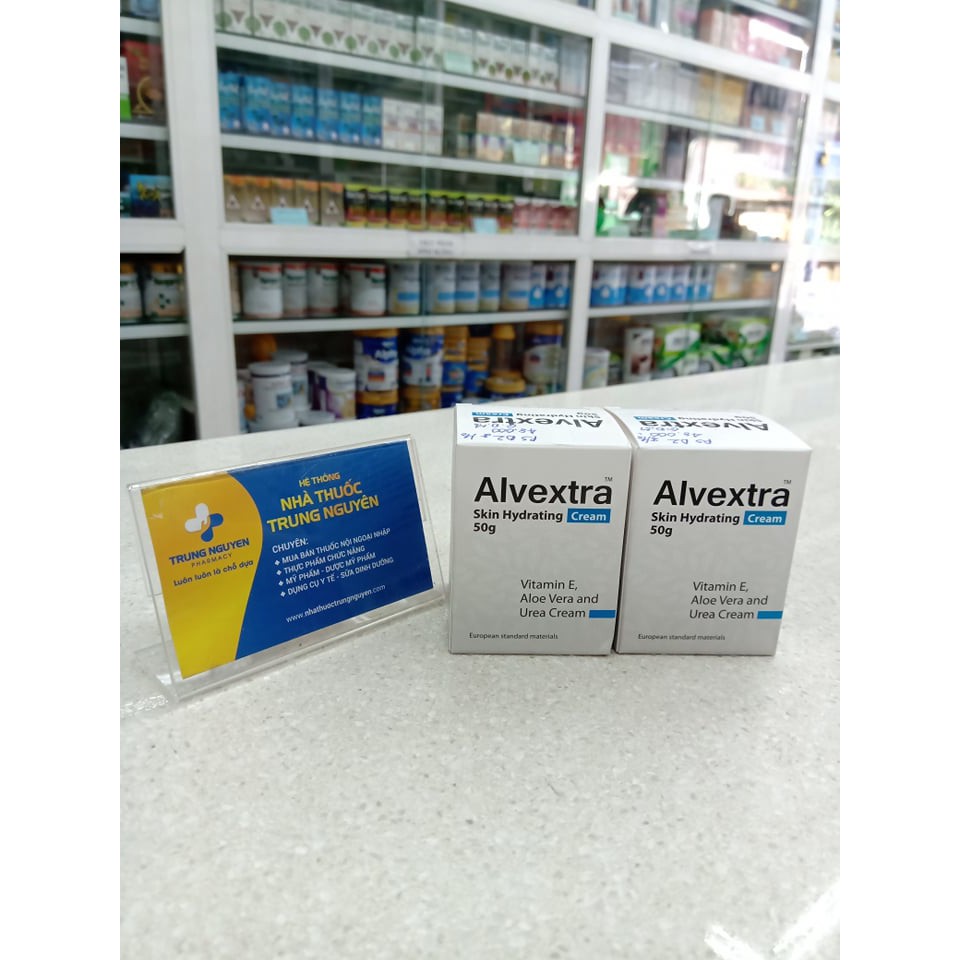 Kem giữ ẩm và tái tạo da ALVEXTRA 50g